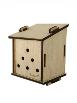Abri à coccinelles laser coloris beige en bois - 11 x 11 x 14 cm
