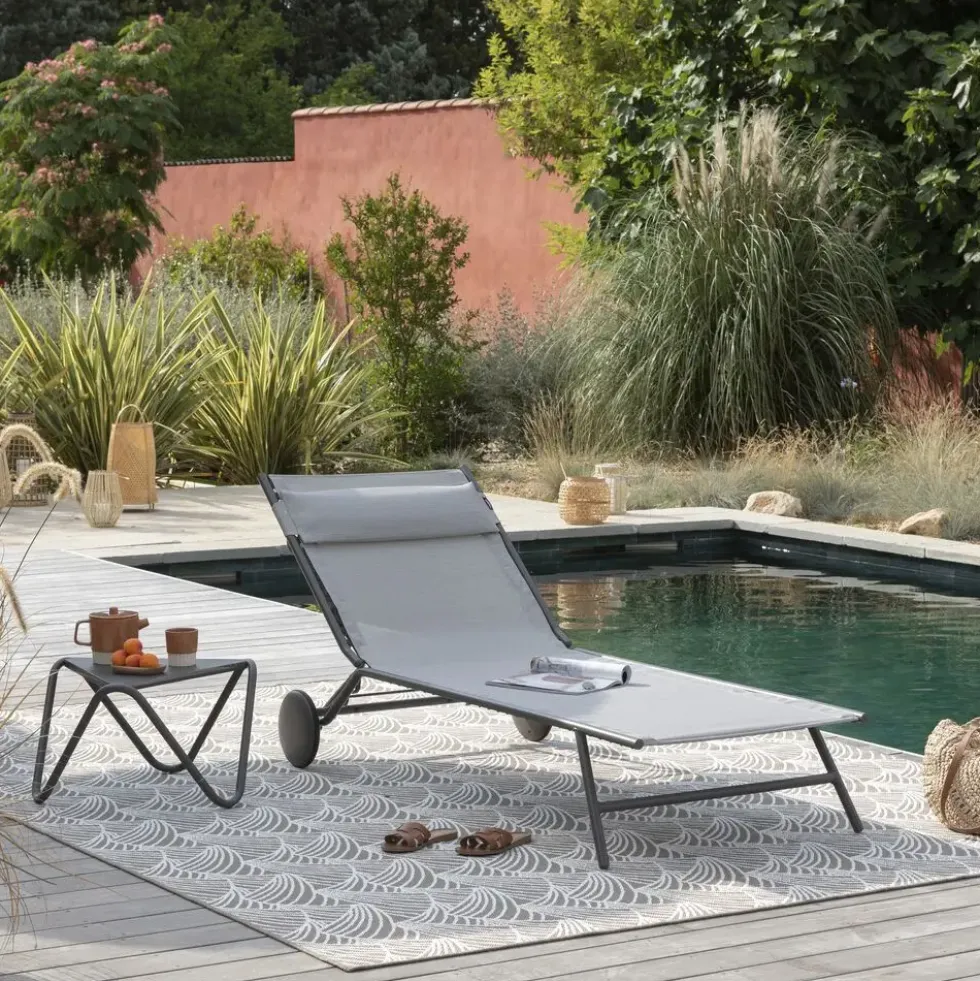 Bain de soleil Miami II Lafuma coloris gris structure en acier et toile en Batyline® - 77 x 184 x 76 cm