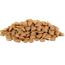 Croquettes sans céréales pour chat stérilisé au saumon Sa Vraie Nature - 8 kg