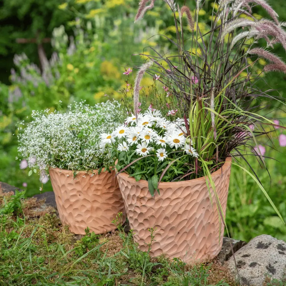 Pot cylindrique en terre cuite coloris beige Poterie du Bousquet Artisan - Ø 28 x H 23 cm