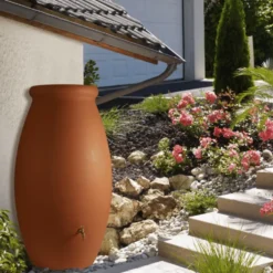 Récupérateur d’eau coloris terre cuite Bellijardin Jarre – 500 L