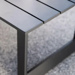 Salon de jardin dossier haut en aluminium coloris anthracite Hoya - 4 éléments (canapé, table basse et deux fauteuils)