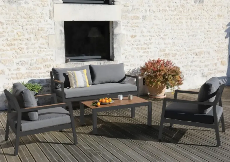 Salon de jardin en aluminium coloris anthracite Games - 4 éléments (canapé, table basse et deux fauteuils)