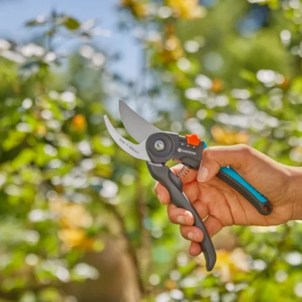 Sécateur à lames franches ajustables Gardena PremiumCut Flex - taille S-M