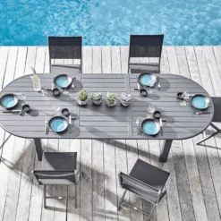 Table de jardin extensible ovale en aluminium PROLOISIRS Genes - 200/260x140cm