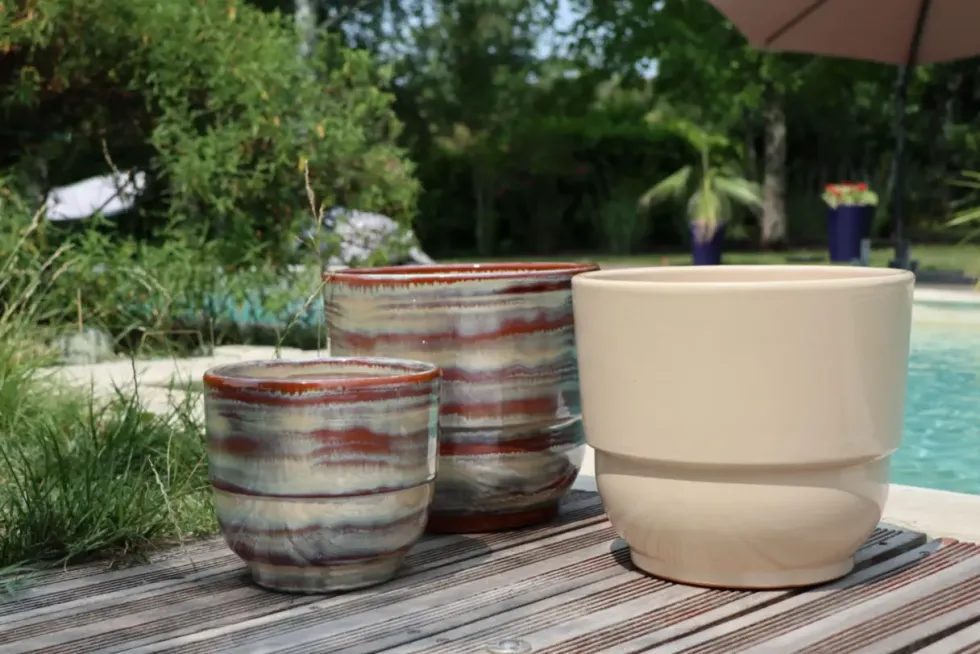 Vase en terre cuite émaillée crème Noisette Les Poteries d’Albi Rebord - Ø 30 x H 27 cm